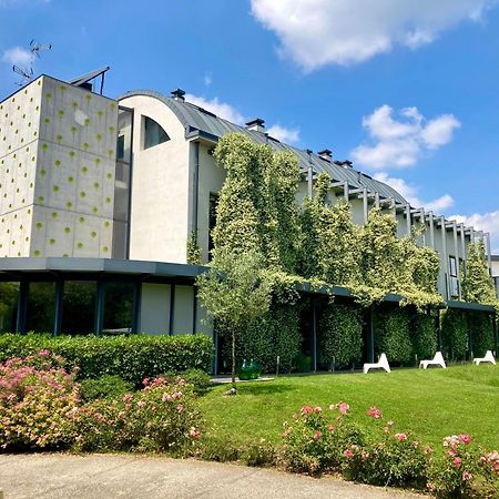 Mxp Rooms Guest House Cardano Al Campo Exteriör bild