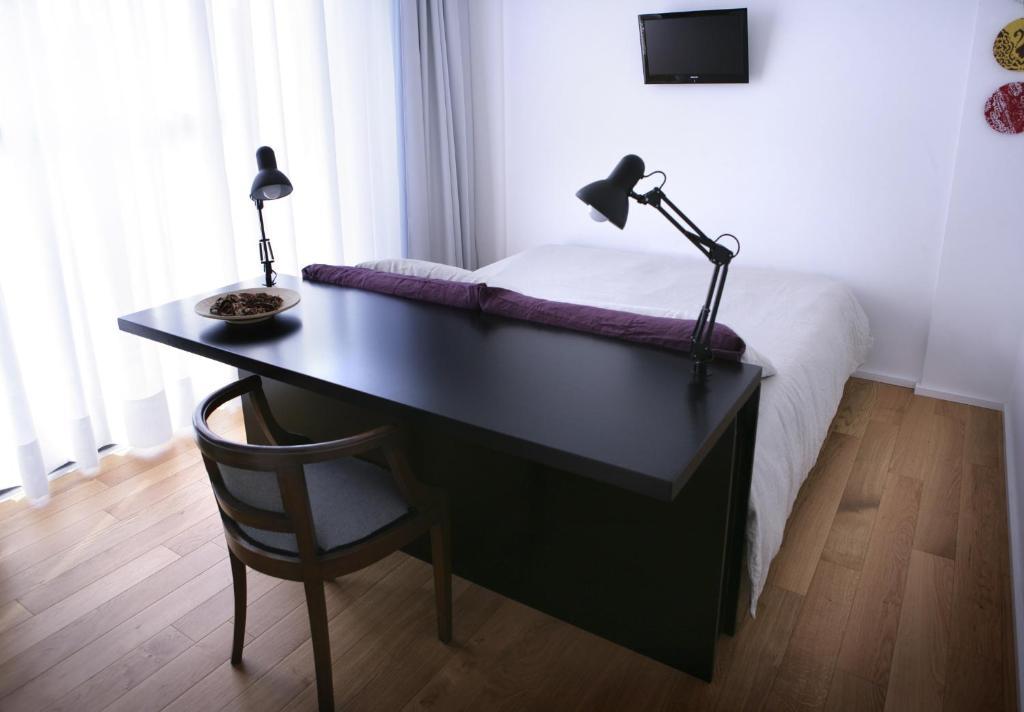Mxp Rooms Guest House Cardano Al Campo Rum bild