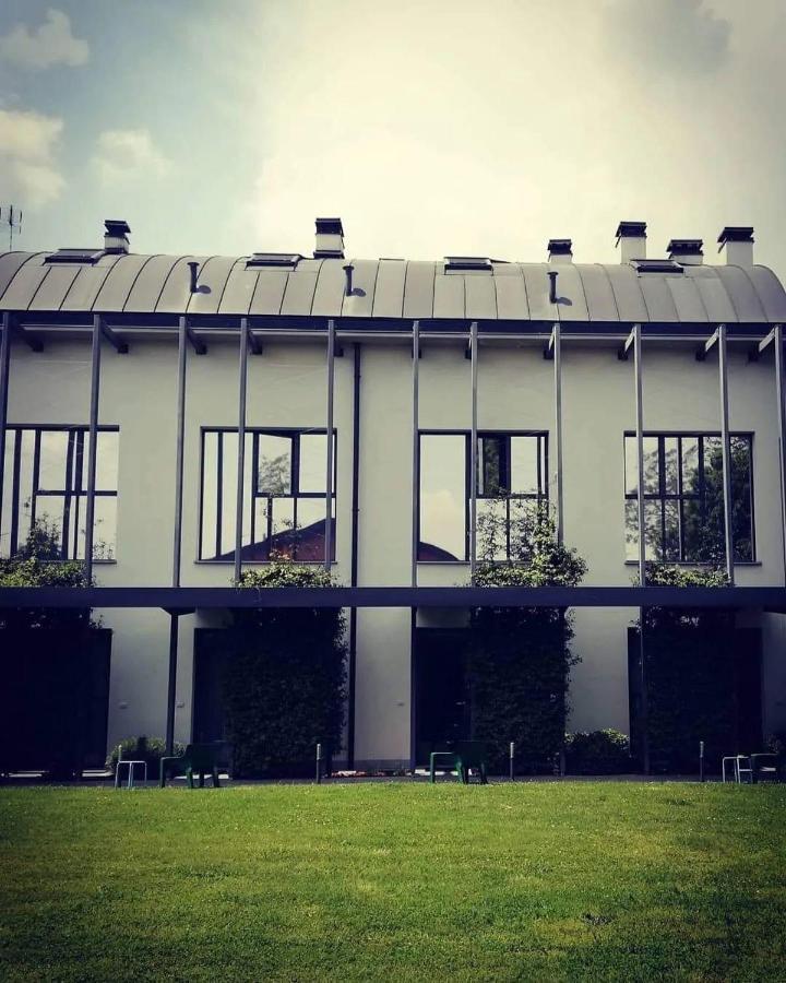 Mxp Rooms Guest House Cardano Al Campo Exteriör bild