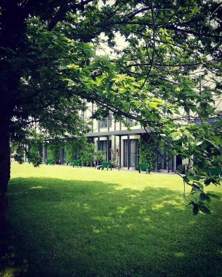Mxp Rooms Guest House Cardano Al Campo Exteriör bild
