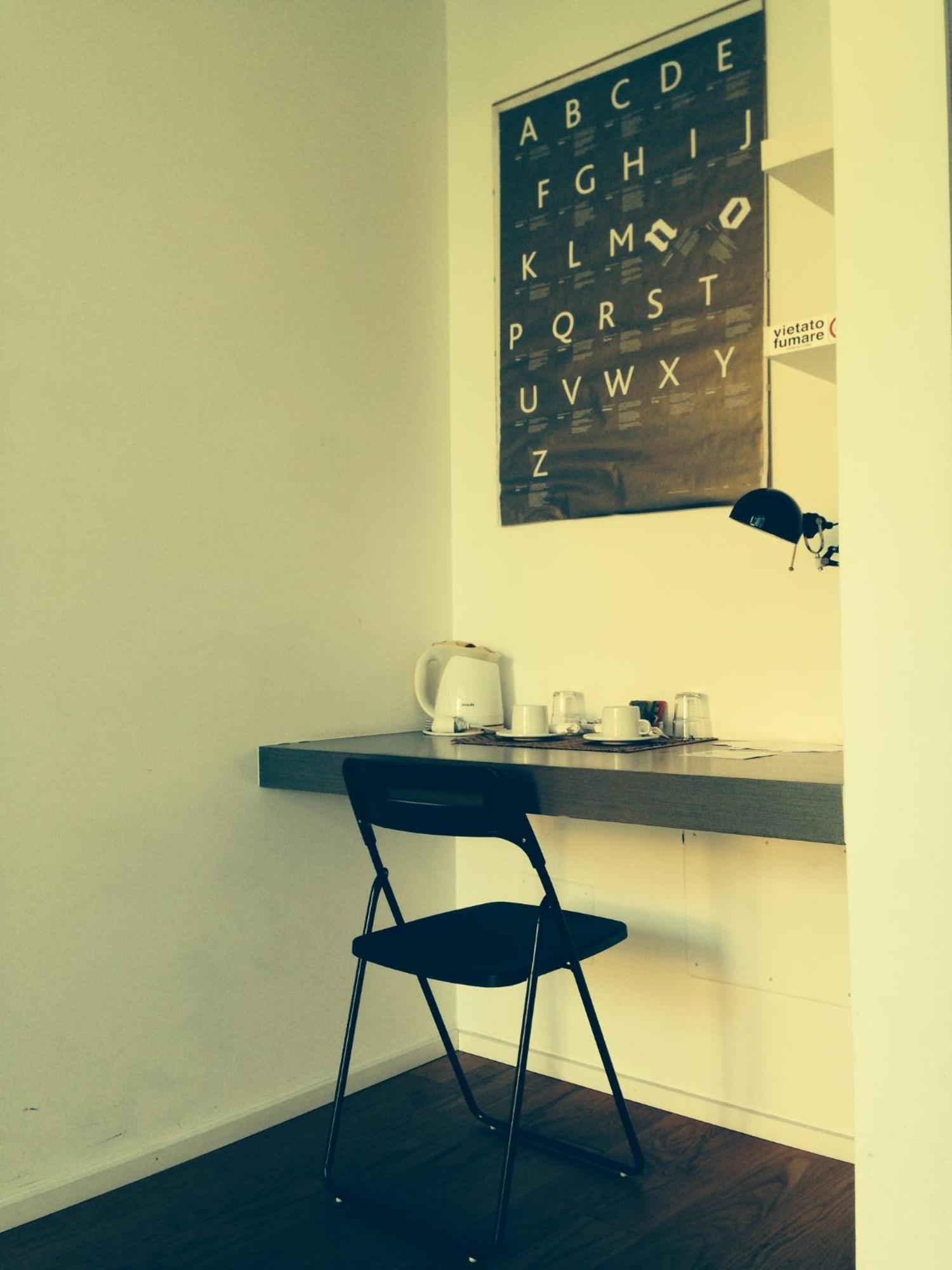 Mxp Rooms Guest House Cardano Al Campo Rum bild