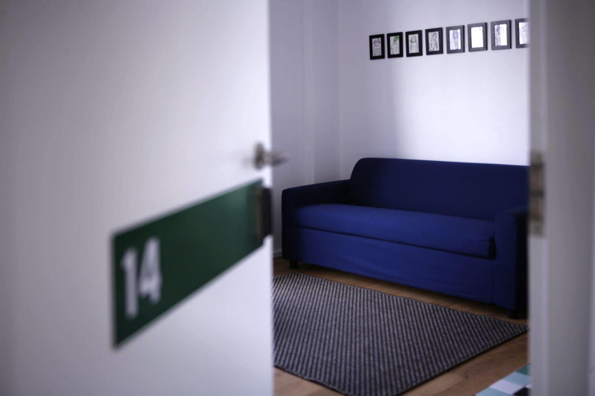 Mxp Rooms Guest House Cardano Al Campo Exteriör bild